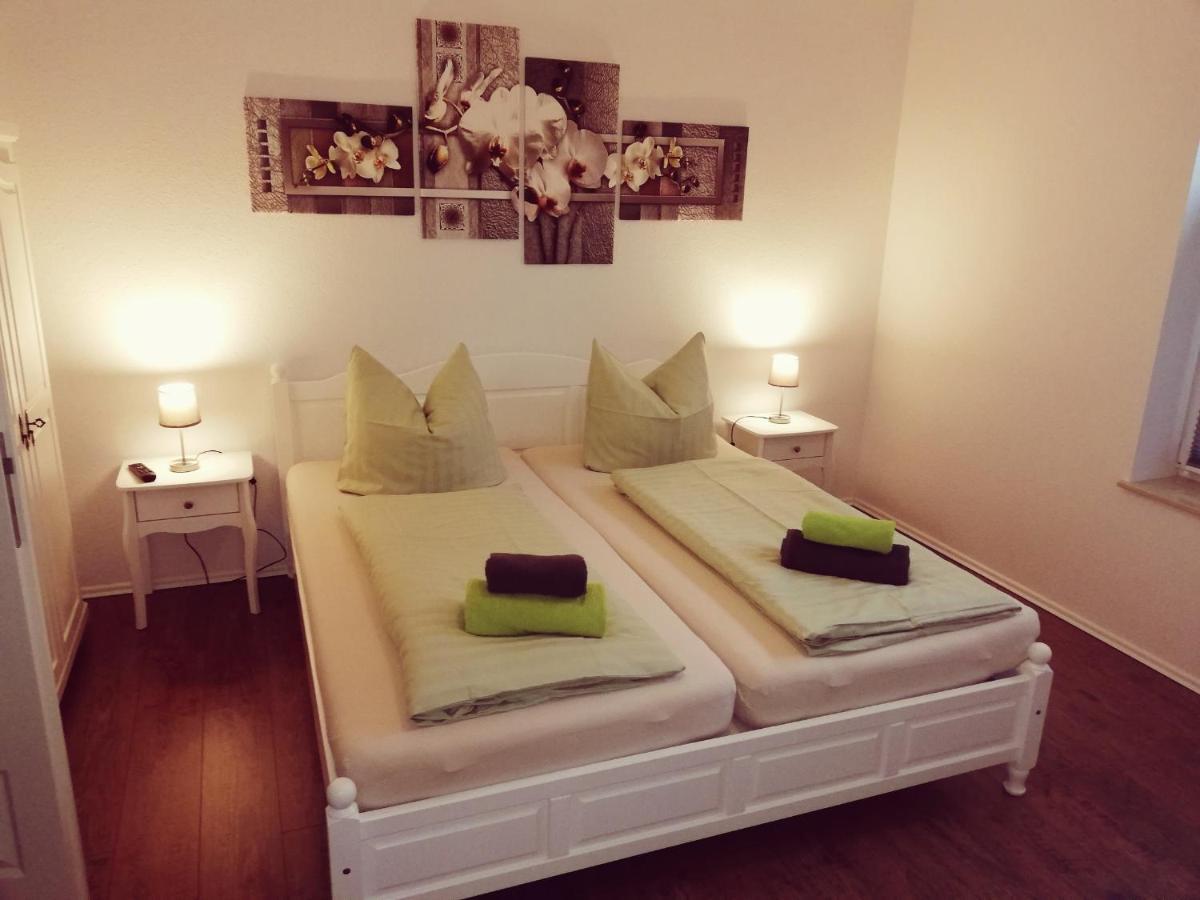 เกสเทอเฮาส์ บวร์คบลิค Hotel นอยชตัดท์ เกลเวอ ภายนอก รูปภาพ